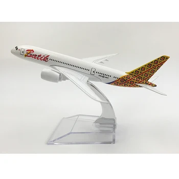 Batik Airlines Модель самолета Boeing 787 самолет 16CM Металлический сплав литой под давлением 1:400 модели самолетов игрушки Коллекционные подарки Бесплатно